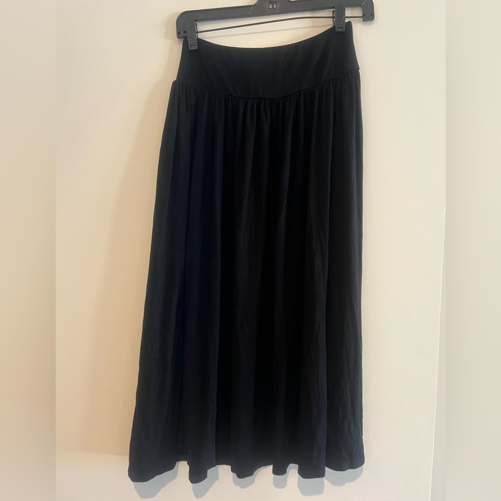 Classic Black Midi Skirt - Women's Flowing Skirt